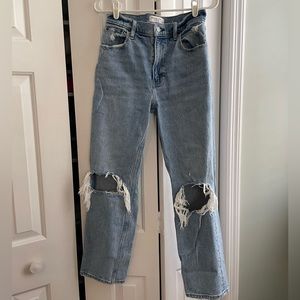 A&F 90s Straight Ultra High Rise Straight Jean
